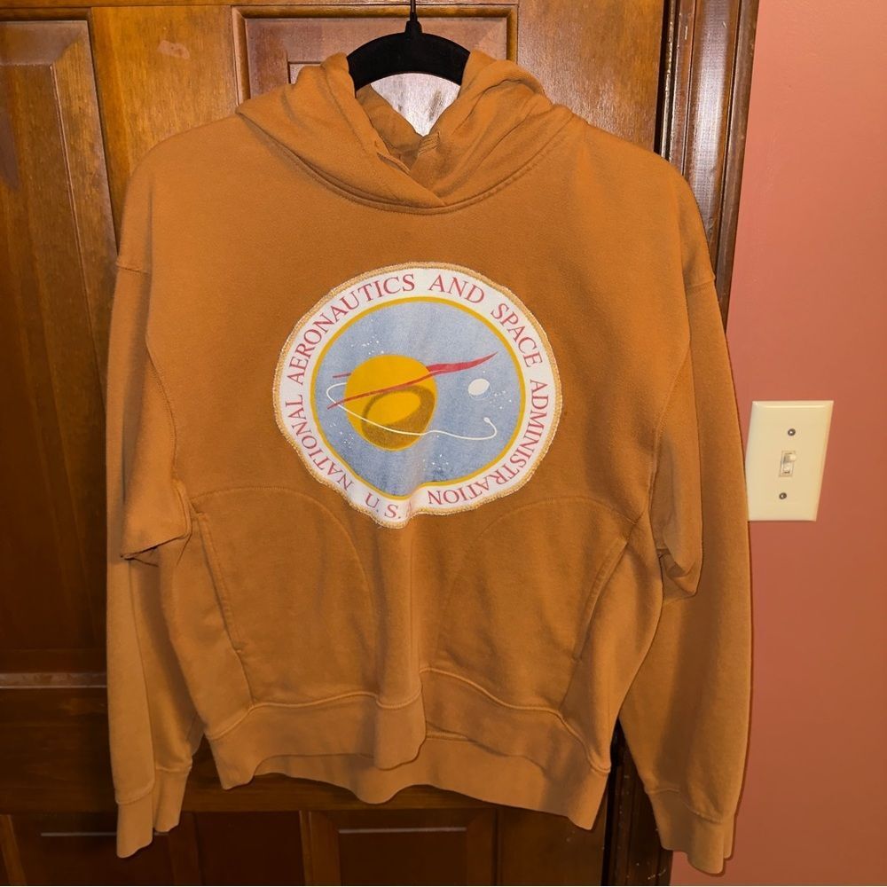 Uniqlo NASA Women’s Medium Brown Hoodie W Logo & Pockets